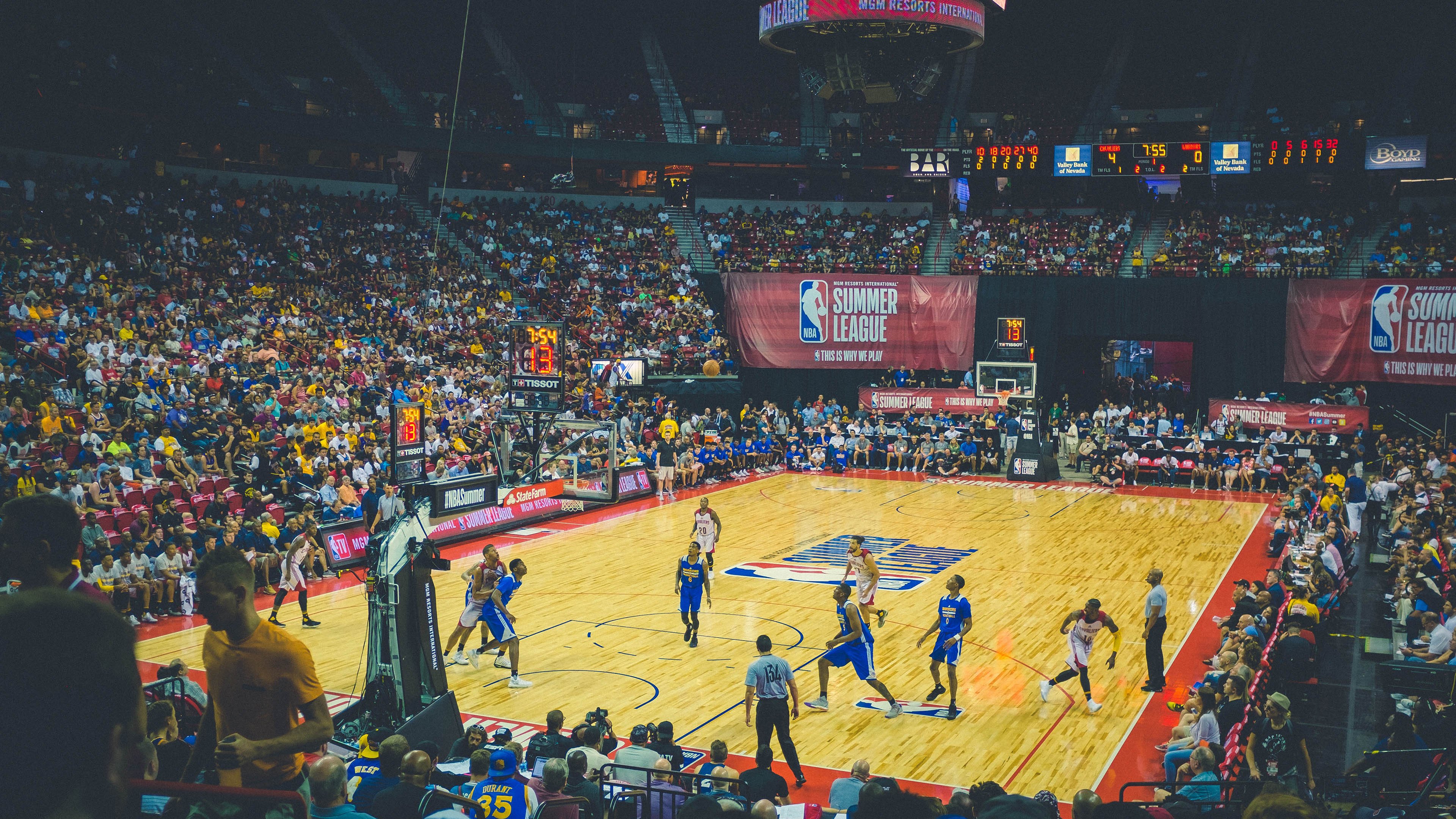 _骑士潜力无限，年轻核心表现抢眼_，骑士lx