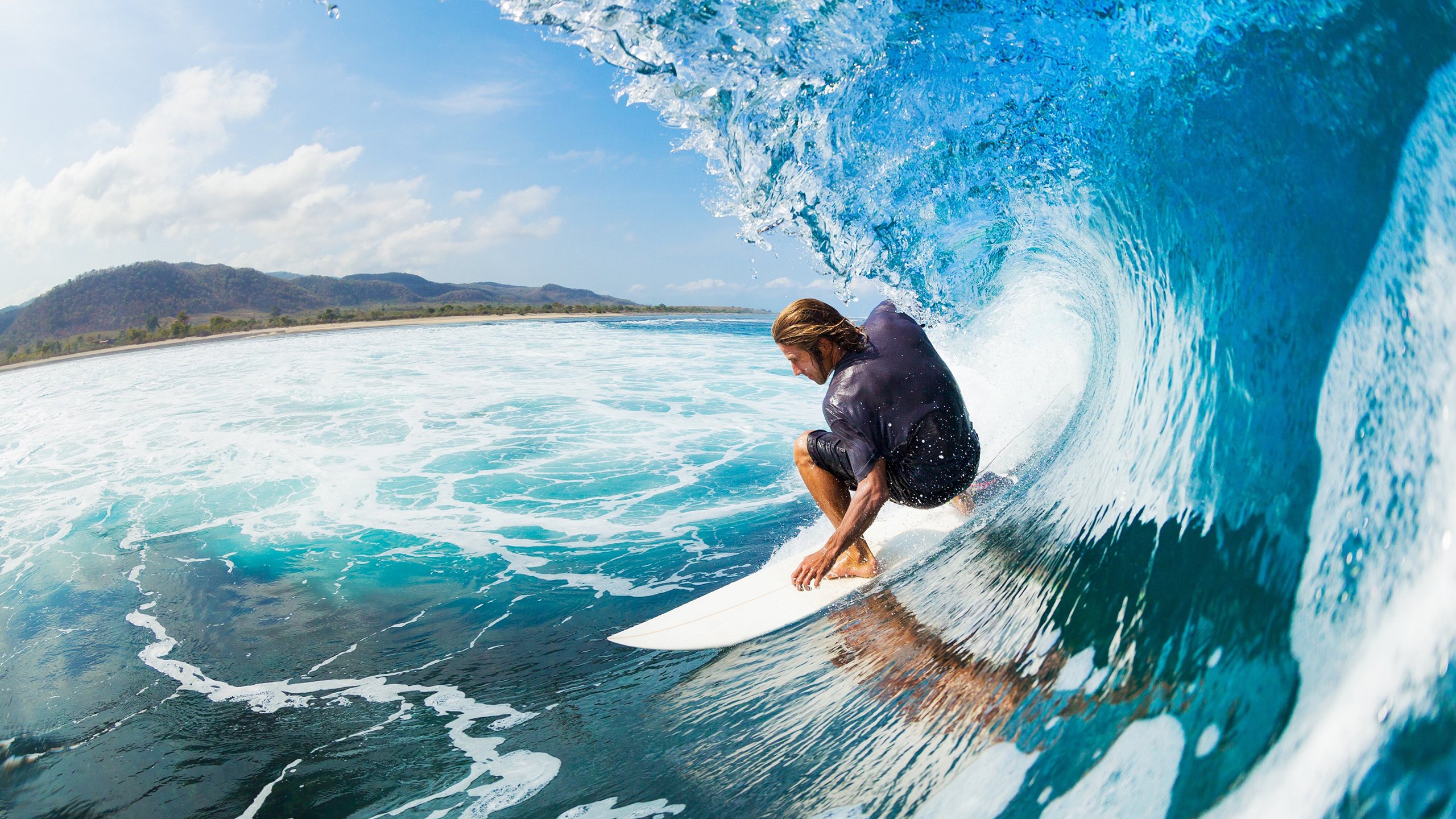 池中激战—现代水上拔河比赛热潮来袭，水上拔河比赛技巧